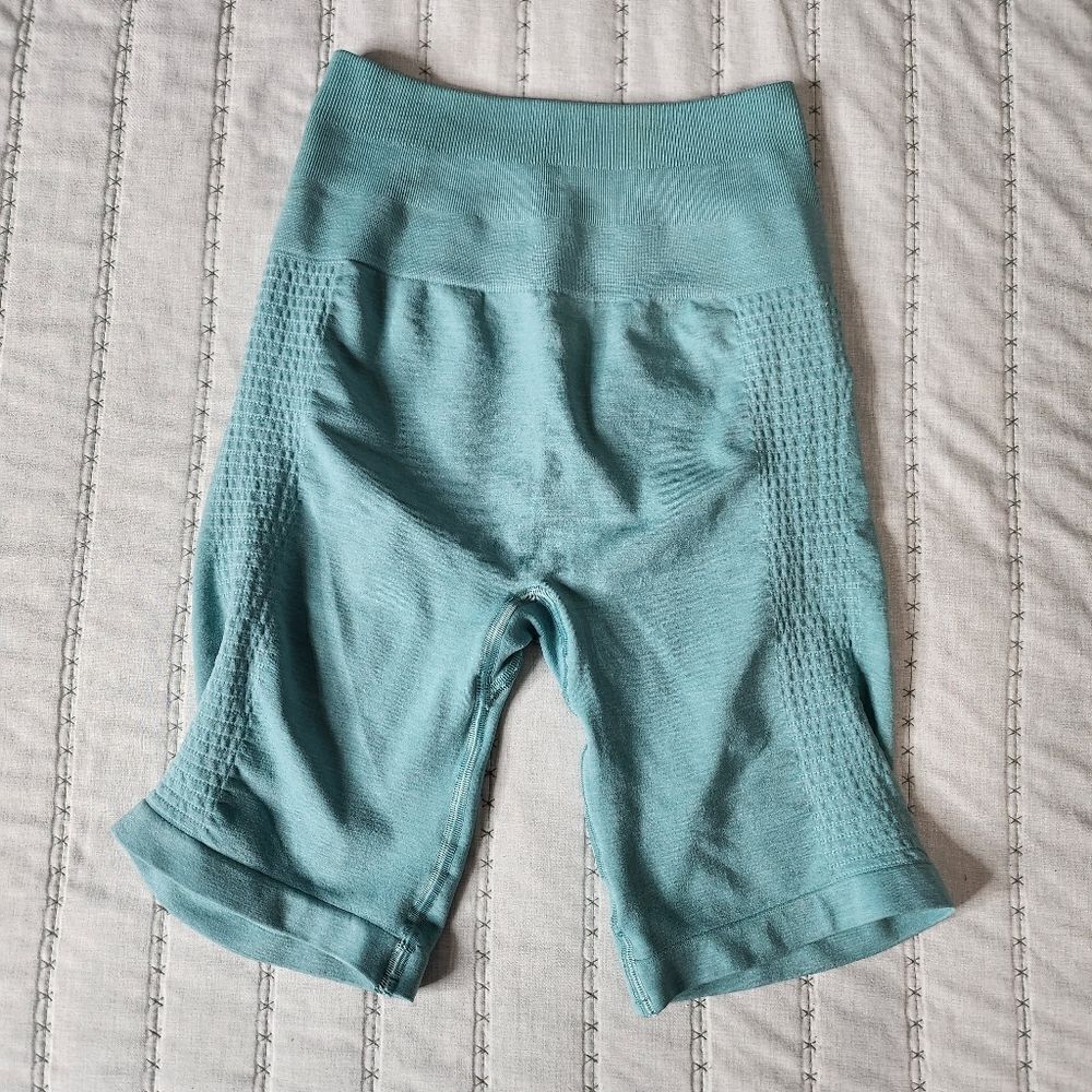 Alphalete Womens Biker Shorts